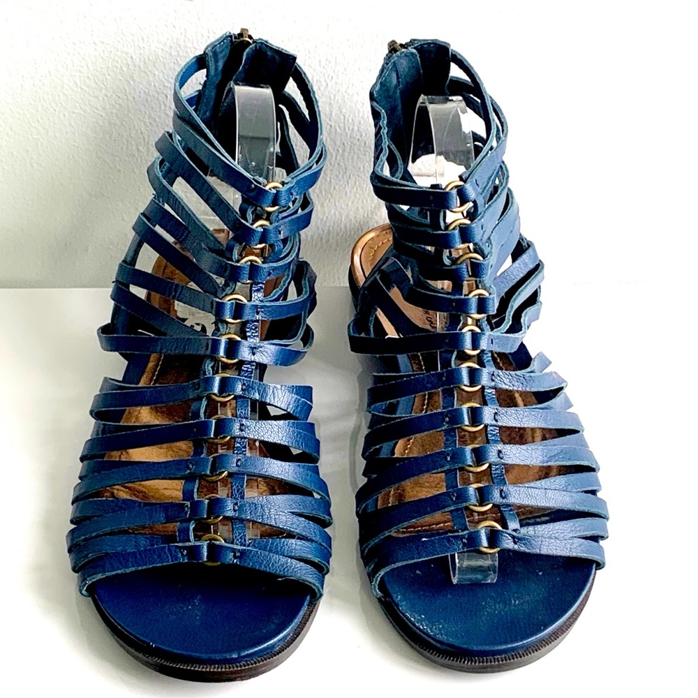 Kenneth Cole Reaction strappy sandal w/zip 9.5